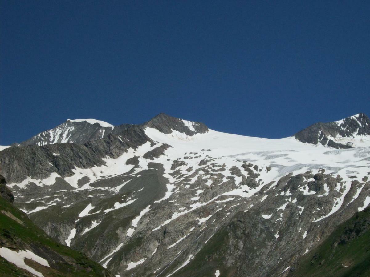 Haus Gartenheim Apartment Kals am Grossglockner